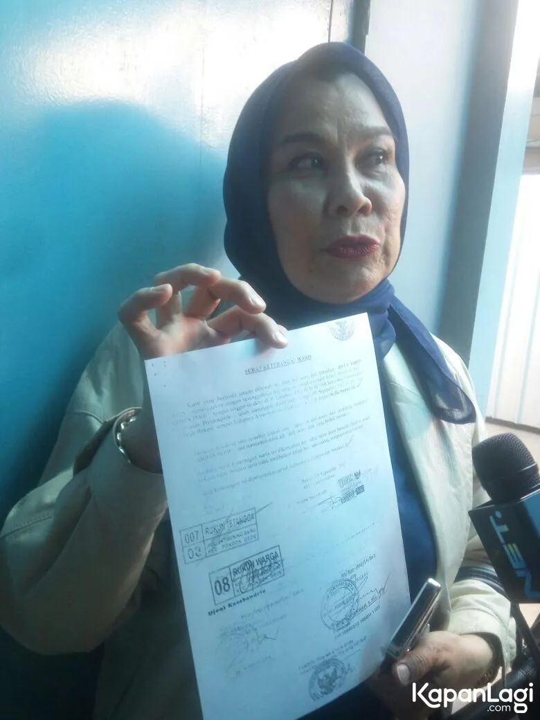 Maryke minta bantuan KPAI untuk masalah cucunya © KapanLagi.com®/Abbas Adi Nugroho