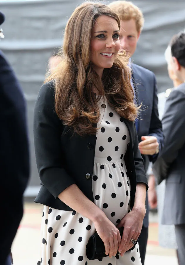 Kate Middleton diperkirakan melahirkan pada 13 Juli 2013. @abcnews.go.com