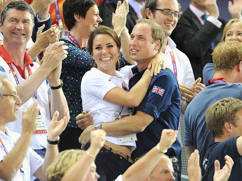 Kate Middleton dan Pangeran William mesra saat di Olimpiade Musim Panas London 2012 via PEOPLE.com