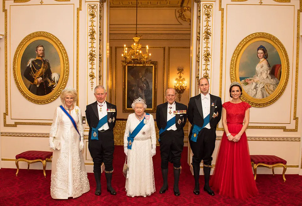 Potret terbaru The Magnificent Six © dailymail.co.uk