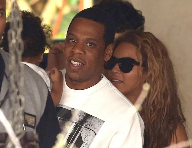 Jay Z dan Beyonce @ dailymail.co.uk