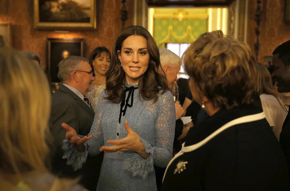 Semoga sehat terus sampai proses persalinan ya Kate! © dailymail.co.uk