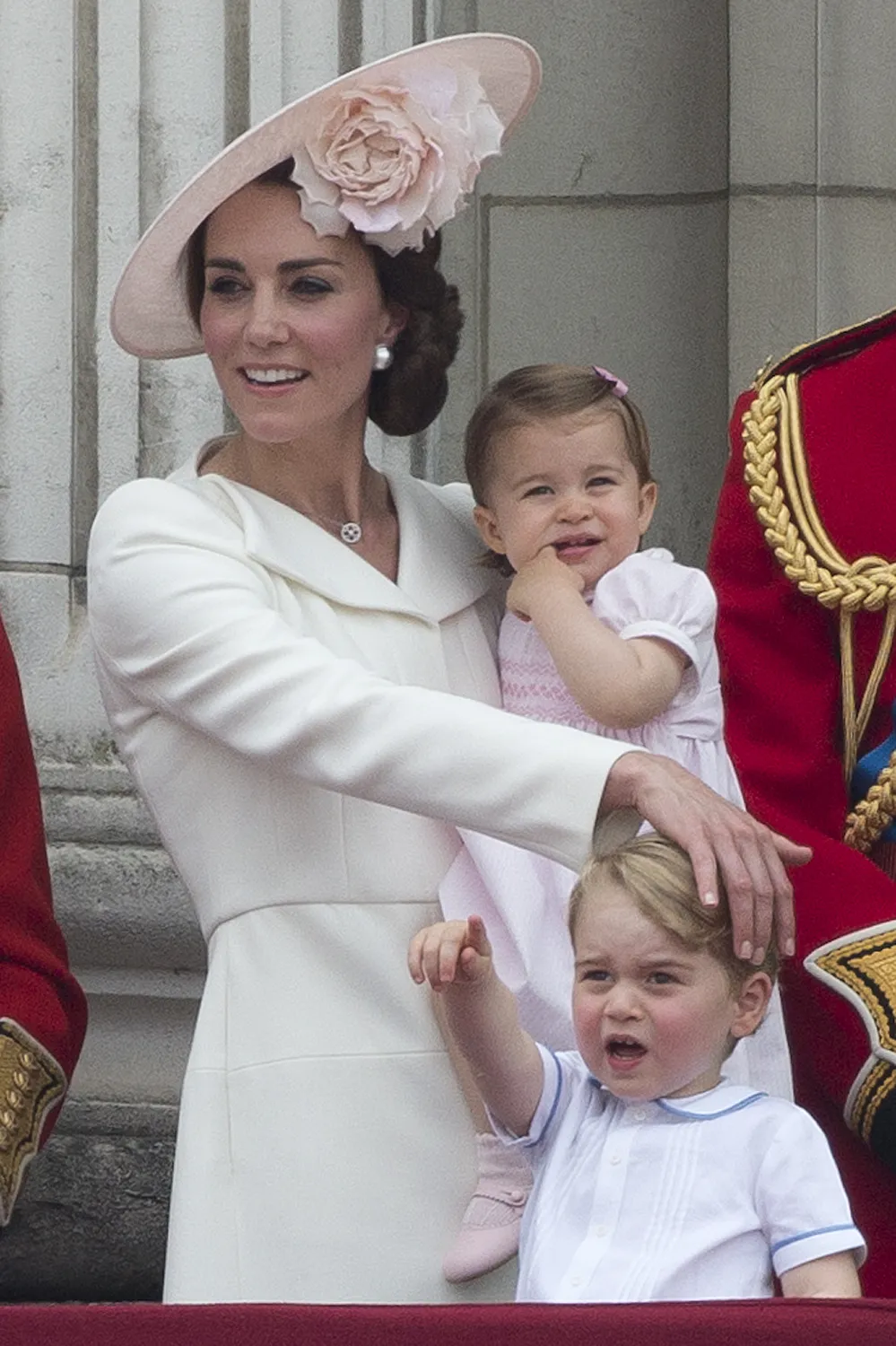George & Charlotte makin lucu dan menggemaskan © AFP