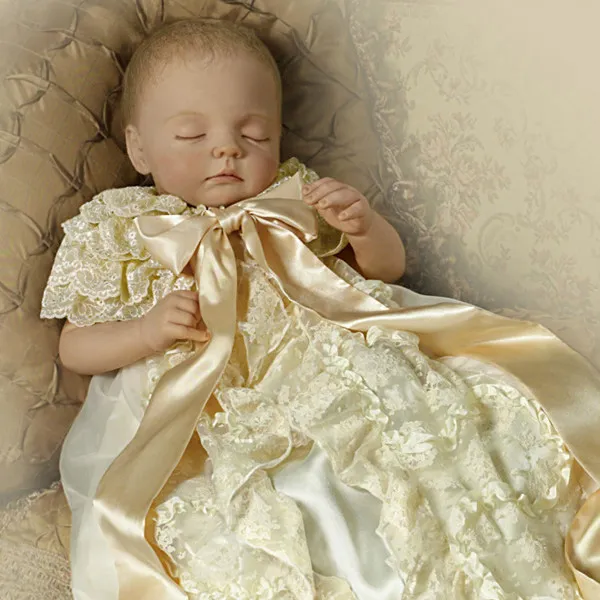 Boneka George @ eonline.com