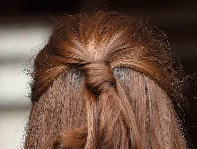 Rambut Kate yang mulai beruban @ dailymail.co.uk