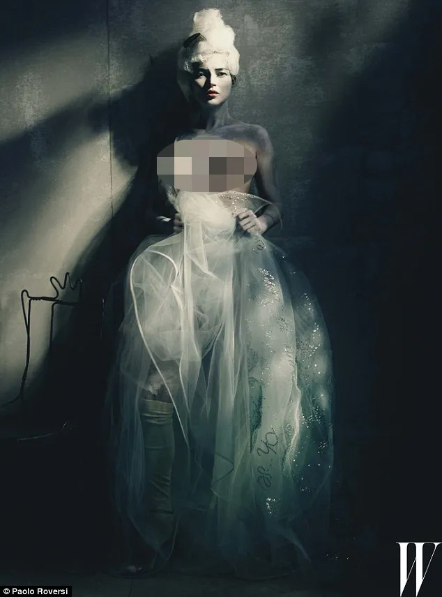 Gagal seksi, ada sisi lain dari dalam diri Kate @ W Magazine