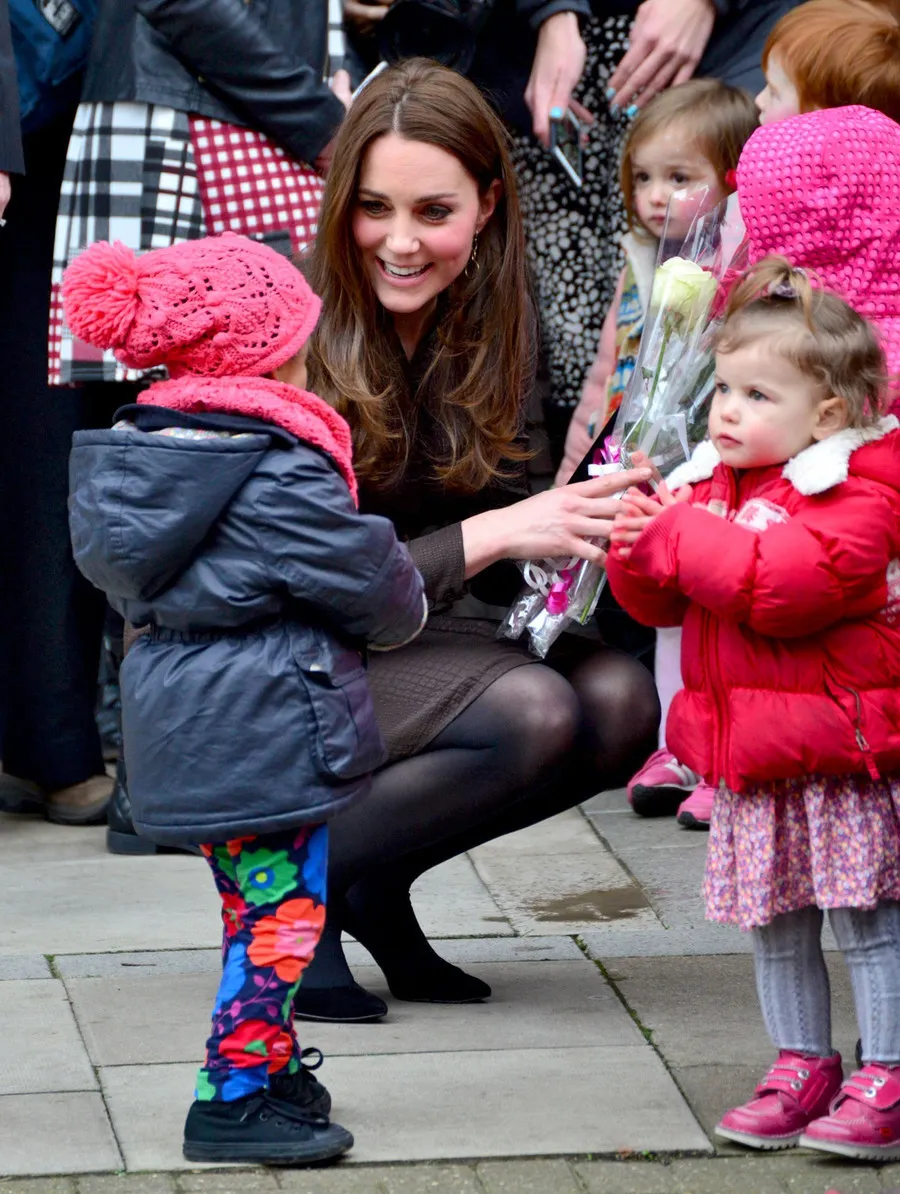 Kate sedang mengandung seorang putri ©fameflynet.com