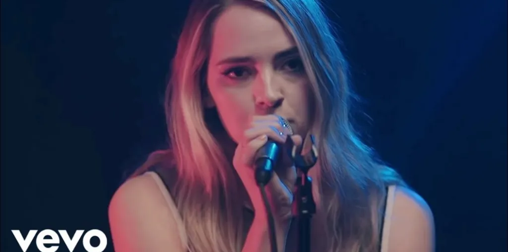 Katelyn Tarver - You Don't Know (Terjemahan)