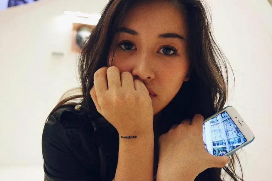 Kathy Indera menuai kontroversi gara-gara kata-kata kasar. 姆nstagram.com/kathyindera