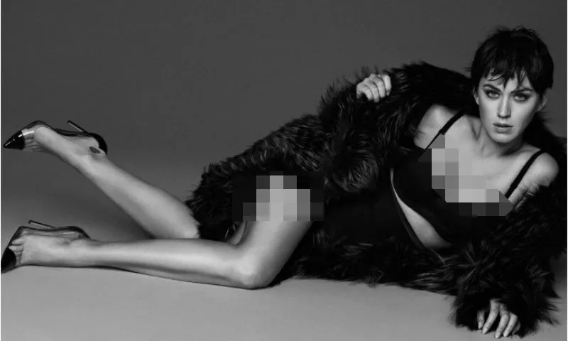 Katy Perry tampil hot menggoda © Vogue Japan