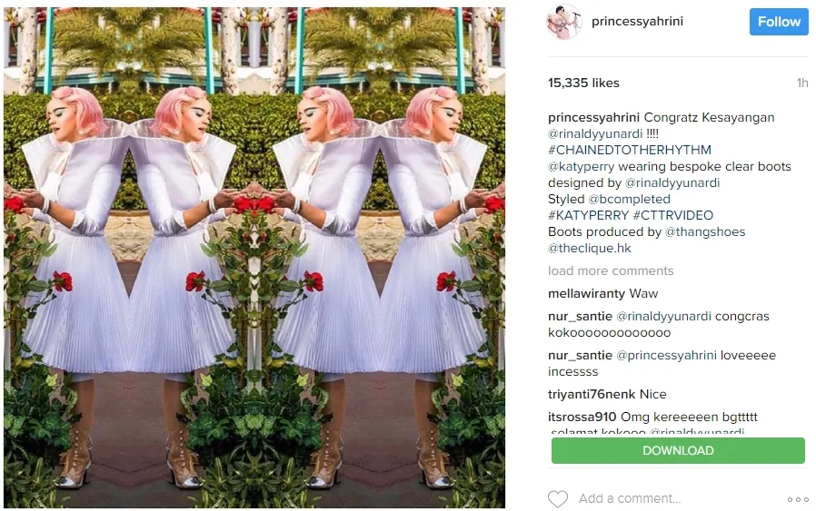 Katy Perry kenakan sepatu karya desainer Indonesia. ©instagram.com/princessyahrini