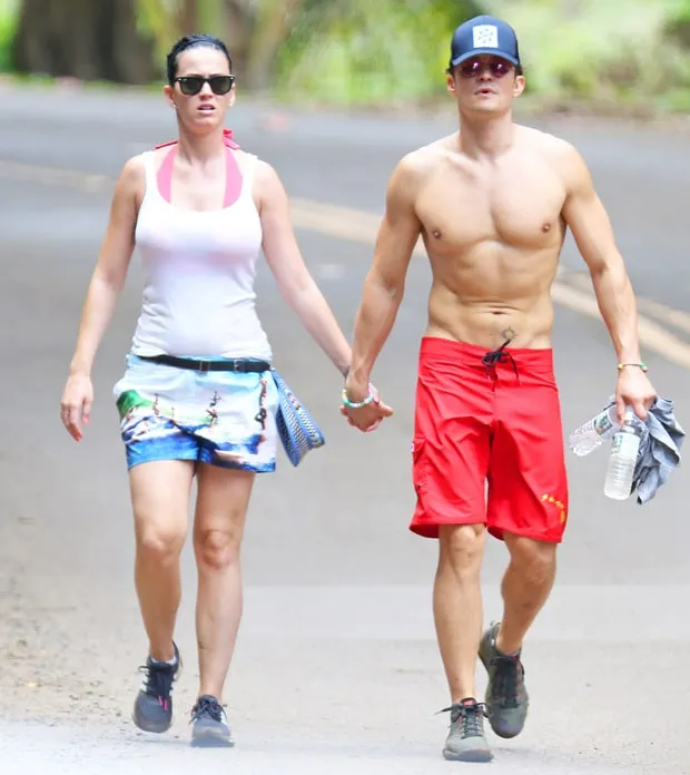 Katy dan Orlando resmi pacaran © usmagazine.com