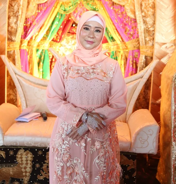 Chikita menerima kelebihan dan kekurangan sang suami, begitupun sebaliknya. © KapanLagi.com/Budy Santoso