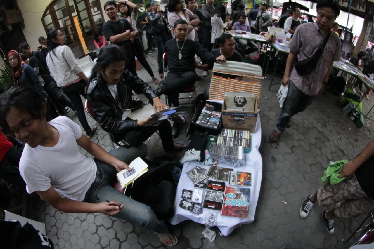 Jogja Records Store Club juga akan merilis album kompilasi yang memuat karya-karya dari 10 band lokal © Relamati Records