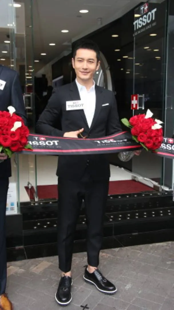Huang Xiaoming saat menghadiri acara promosi di Hong Kong. © toggle.sg