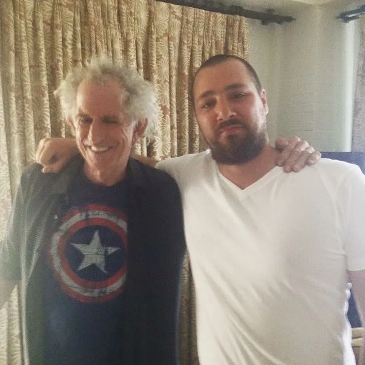 Keith Richards pose bersama Thomas Ayad © Instagram.com