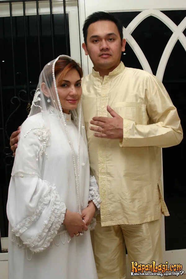 Farhat dan Nia saat masih mesra. @KapanLagi.com®