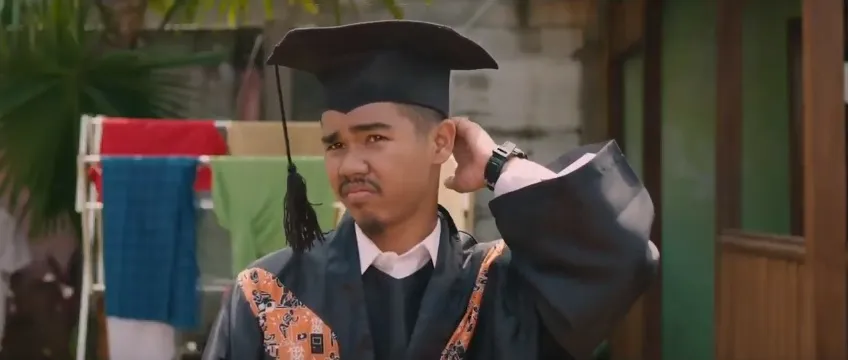 (c) Youtube/Smartfren