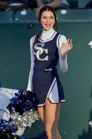 Kendall Jenner pernah jadi cheerleader @ Splashnews.com