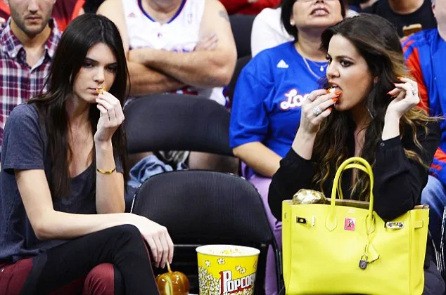 Kendall Jenner - Khloe Kardashian @ dailymail.co.uk