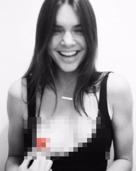 Kendall ekspos bagian pribadi © instagram.com/kendalljenner