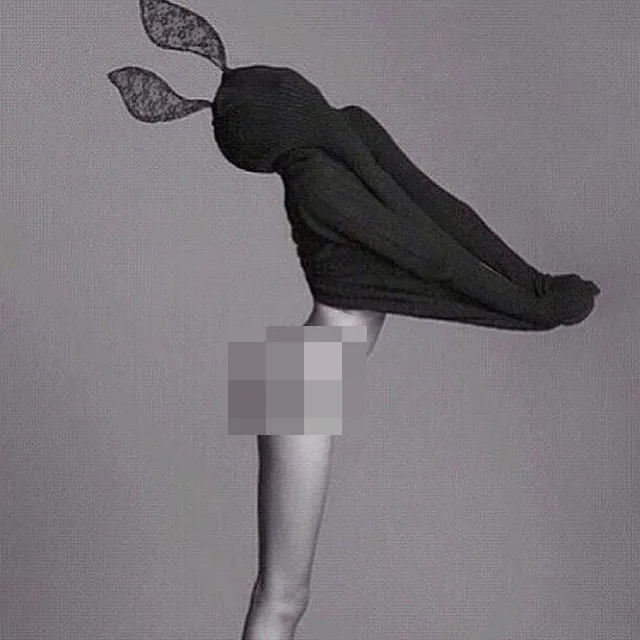 Pose panas Kendall di momen Paskah @ instagram.com/kendalljenner