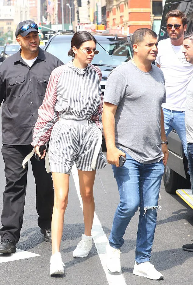 Scott hangout bareng Kendall © dailymail.co.uk