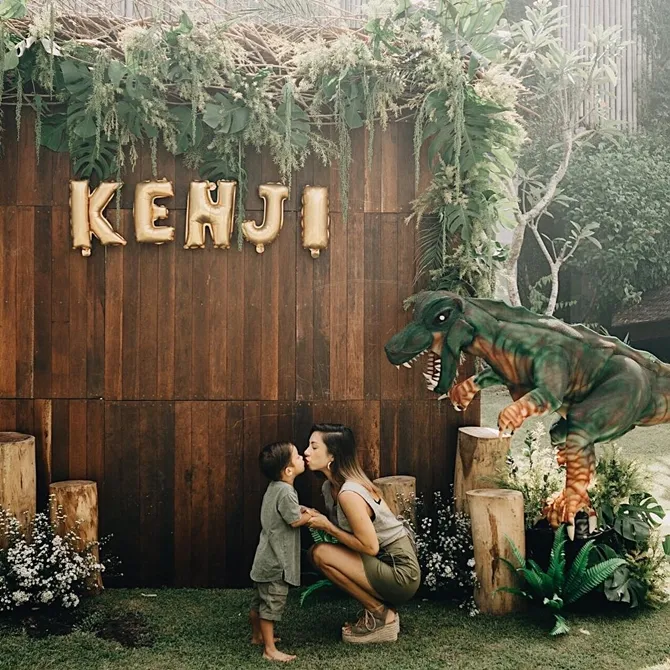 Ungkapan selamat Jennifer ke Kenji (credit: instagram.com/jenniferbachdim)