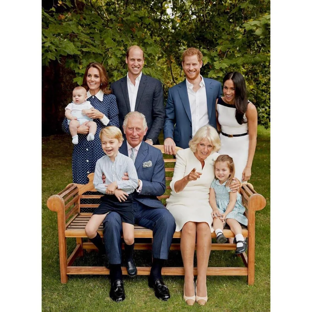 Ekspresi informal keluarga Kerajaan Inggris, hangat penuh keakraban. (instagram.com/kensingtonroyal 14/11/2018 08:10)
