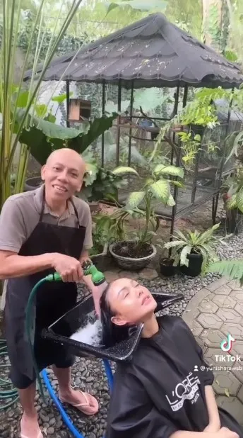 Yuni Shara Keramas (Credit: Instagram/yunishara36)