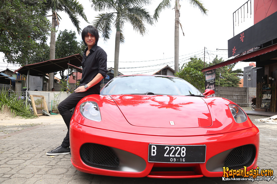  Kevin  Aprilio  Lihat Ferrari  Seperti Body Cewek Cantik 