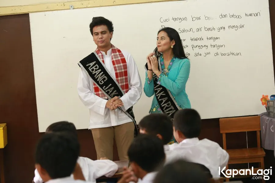 Abang None Jakarta kunjungi SDN Tegal Parang 01. ©KapanLagi.com/Agus Apriyanto