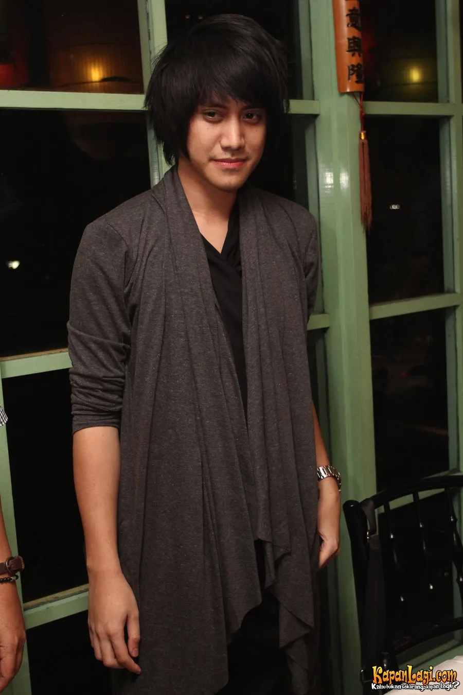 Kevin Aprilio saat ini bermasalah dengan sosok Helen.