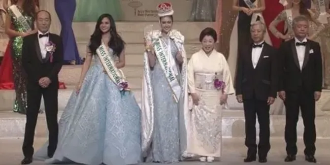 Untuk pertama kalinya, Indonesia berhasil meraih gelar Miss International 2017. © Instagram/officialputeriindonesia