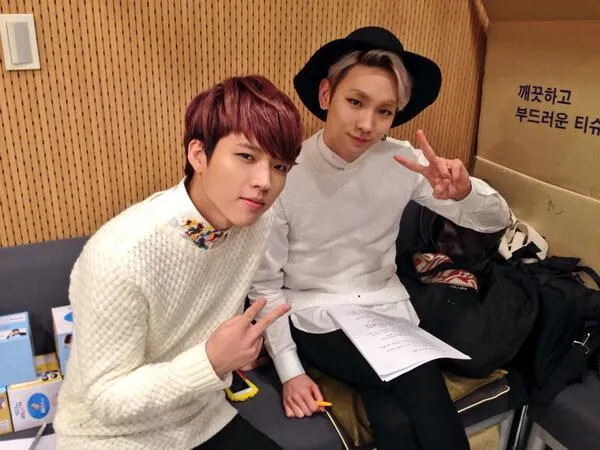 Toheart saat menjadi bintang tamu dalam SBS 2 O'Clock @soompi.com