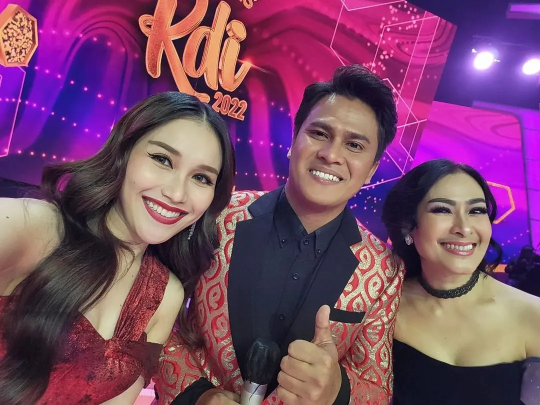 instagram.com/ayutingting92