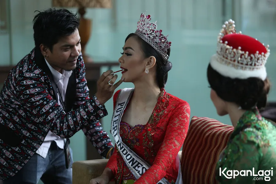 Kezia Roslin jadi lebih sering memakai make up. ©KapanLagi.com/Budy Santoso