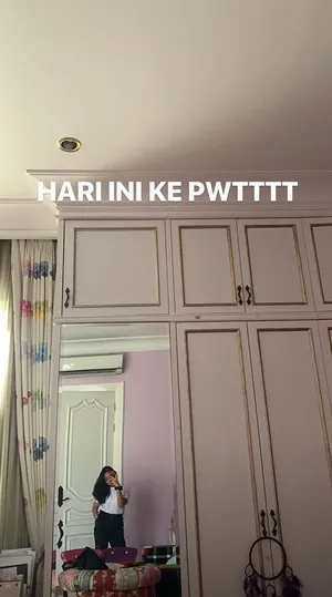 © instagram.com/khiranitrihatmodjo