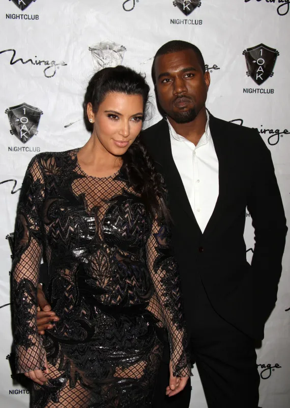 khloe kardashian: bayi kim kardashian adalah keajaiban