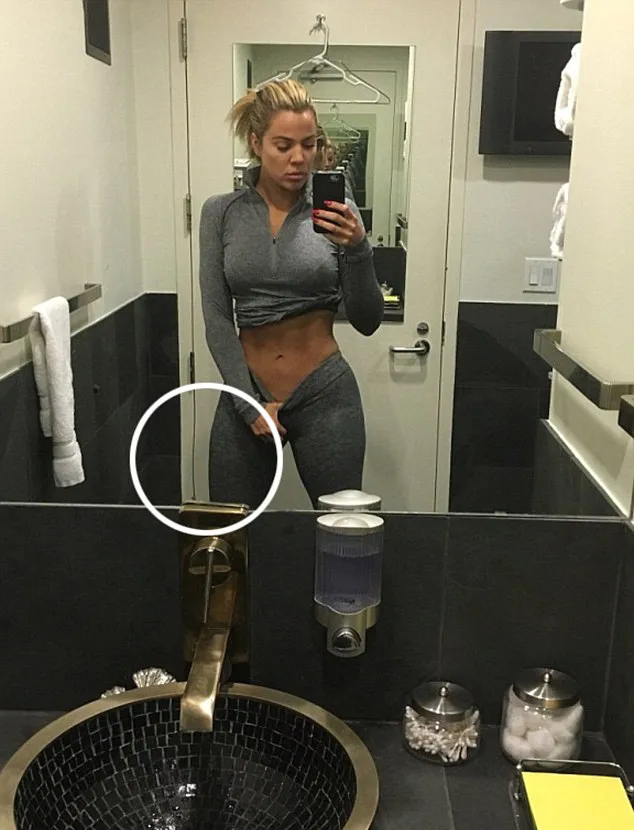 Yuk fokus ke lingkaran putih! © twitter.com/khloekardashian