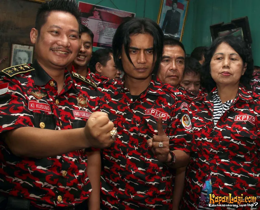 Ki Kusumo tak mau diam jika menyangkut film yang ia produksi.