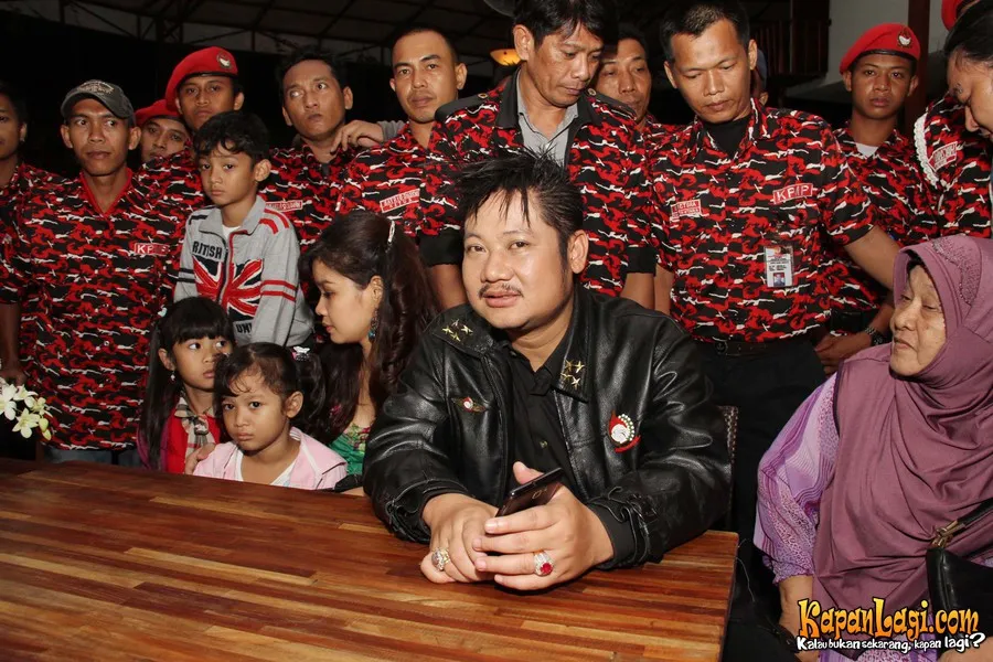 Ki Kusumo juga berperan sebagai pemain dalam film barunya.