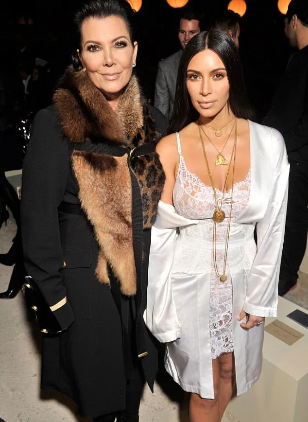 Kris Jenner memberikan hadiah ratusan juta untuk bayi Kim. Credit: dailymail.co.uk