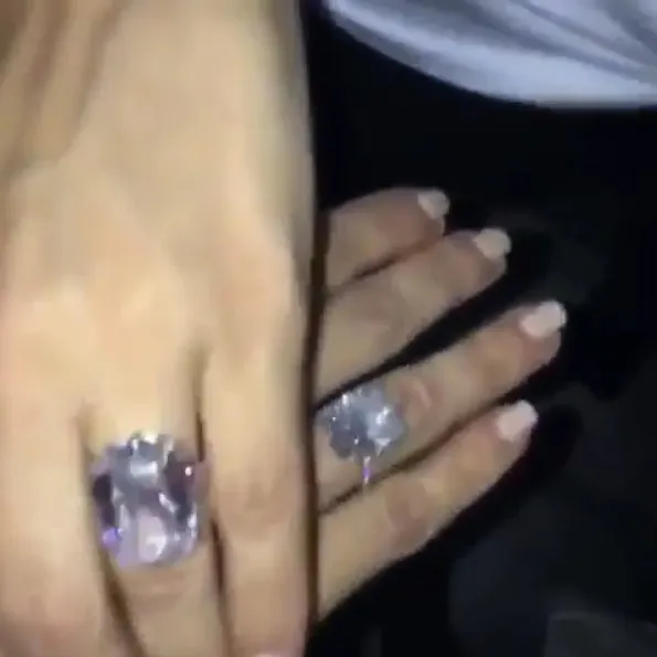 Cincin Kim Kardashian © Instagram