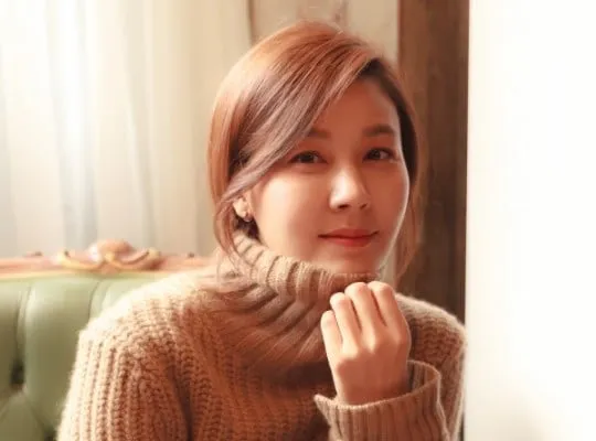 Kim Ha Neul sedang hamil anak pertama. © soompi.com