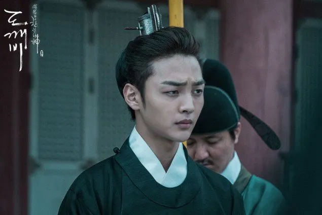 Kim Min Jae senang bisa pakai kostum di drama © tvN