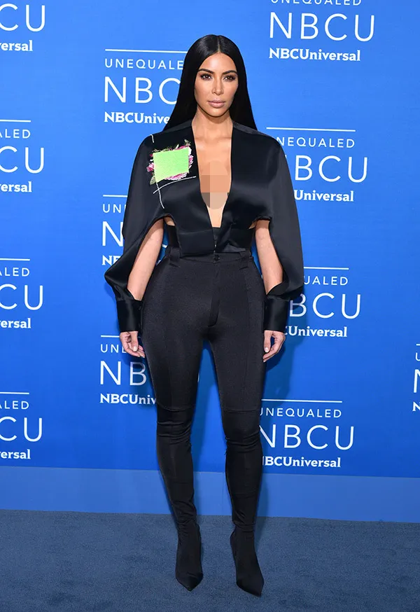 Dari ujung kepala hingga kaki, Kim cantik tanpa cela © Shutterstock/hollywoodlife.com