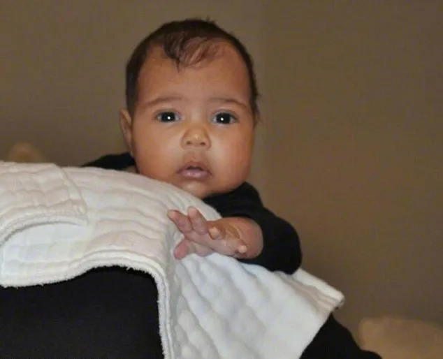 North West, putri Kim dan Kanye @ dailymail.co.uk