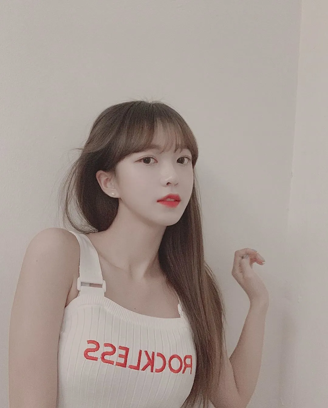 Kim So Hee © Instagram.com/soh_eee