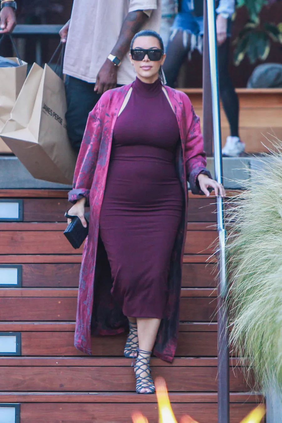 Akankah Kim Kardashian bakal foto tanpa busana © Splashnews